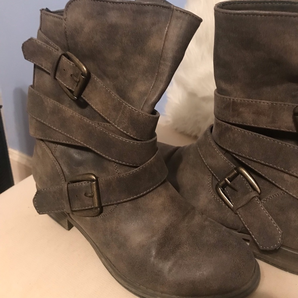 Gray boots